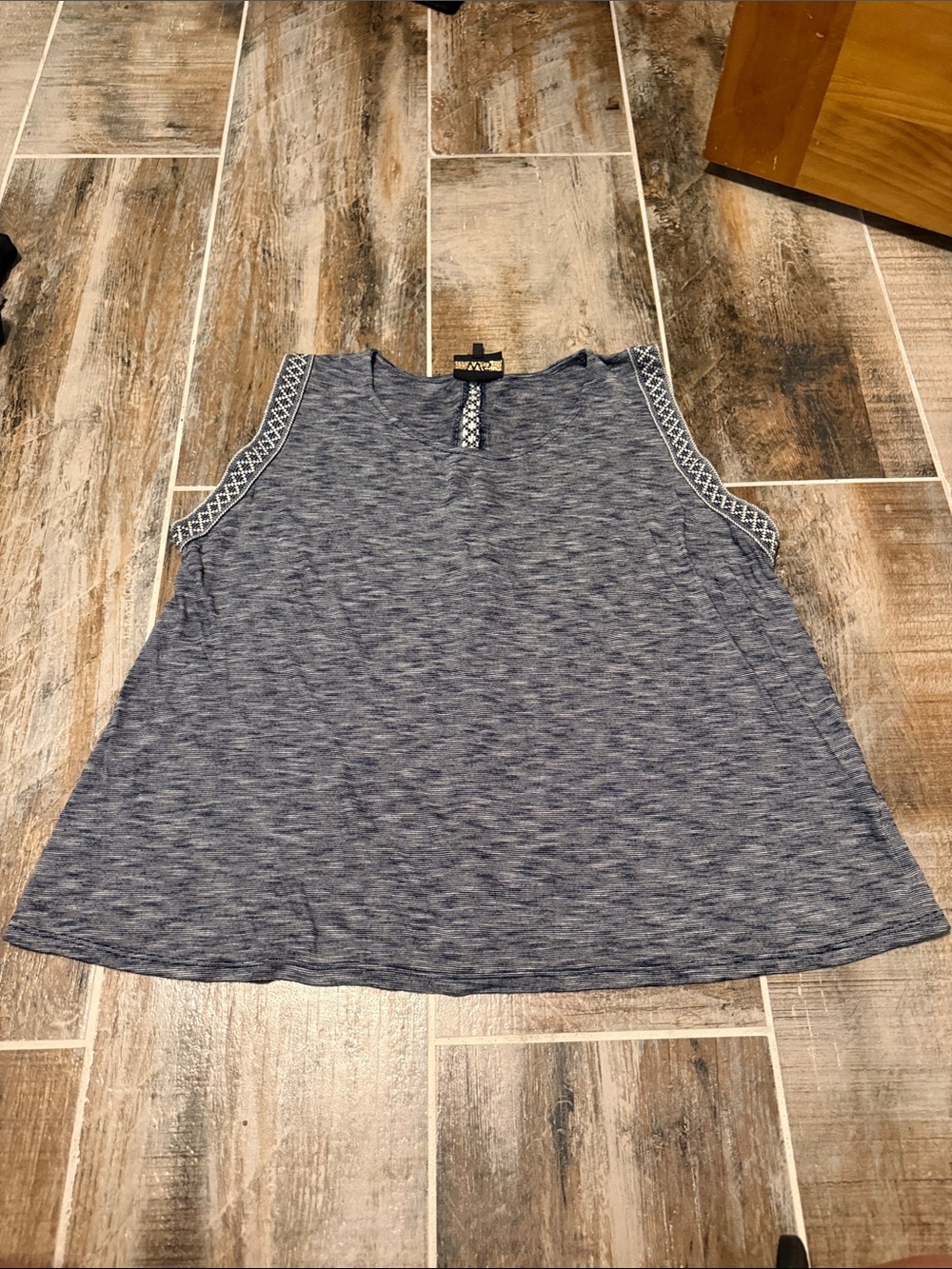 W5 Heathered Navy and White Sleeveless Tank Top